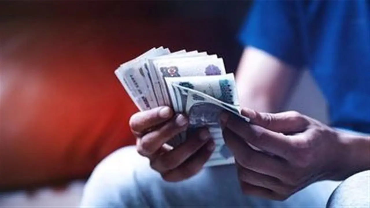 موعد إعلان الحكومة زيادة الحد الأدنى لأجور موظفي القطاع الإداري بالدولة